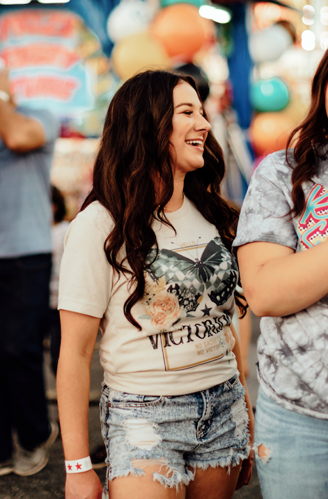 "Victorious" T-Shirt